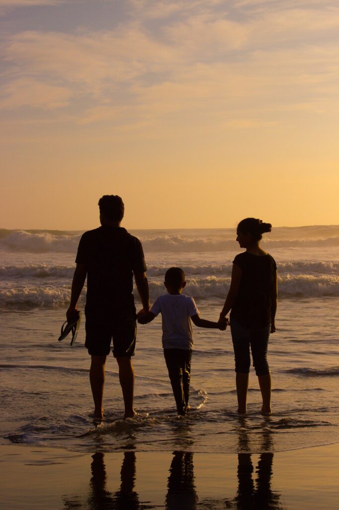 beach, family, silhouettes, nature, love, couple, kid, family silhouette, sunset, india, kerala, dusk, twilight, shore, seashore, family vacation, family, family, family, family, family, kerala